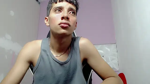 Yei lee  online show from 05-07-26, 03:01
