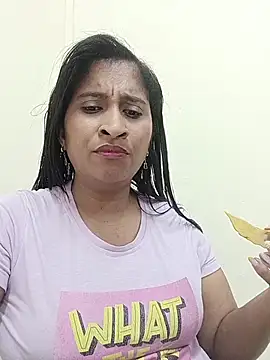 SofiaMendez1  online show from 06-04-26, 04:35