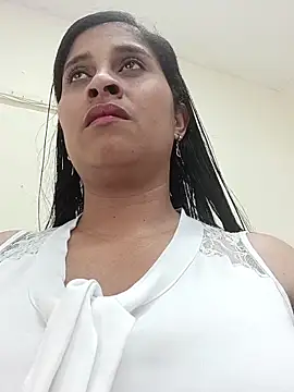 SofiaMendez1  online show from 06-20-26, 06:00
