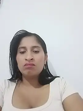 SofiaMendez1  online show from 07-05-26, 11:23