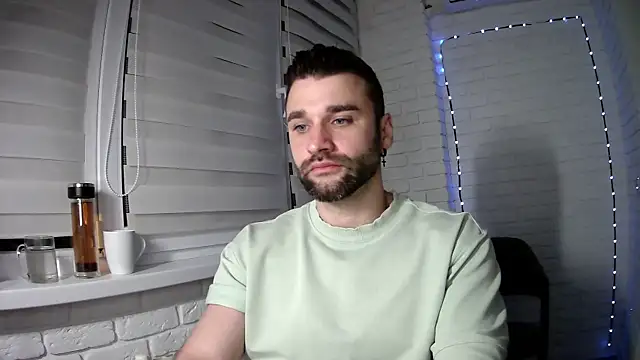 DaddySlava online show from 04-18-26, 07:58