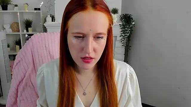 Snapshot of EvaBellea chatting on 04-07-26, 02:50 EvaBellea online show from 04-07-26, 02:50