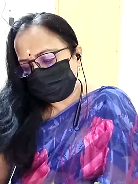 monisha cam online show from 04-09-26, 04:23