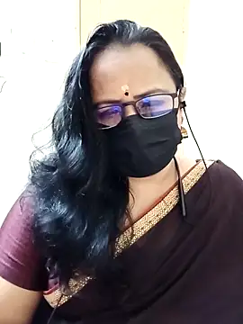 monisha cam online show from 04-12-26, 05:07