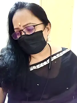 monisha cam online show from 04-18-26, 07:07