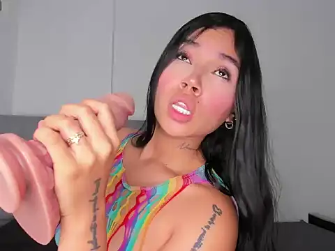 jazlycute   online show from 05-15-26, 11:06