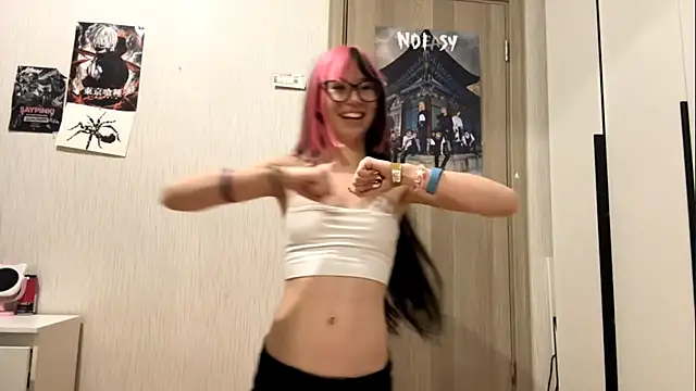 WifeAileen online show from 05-11-26, 04:04