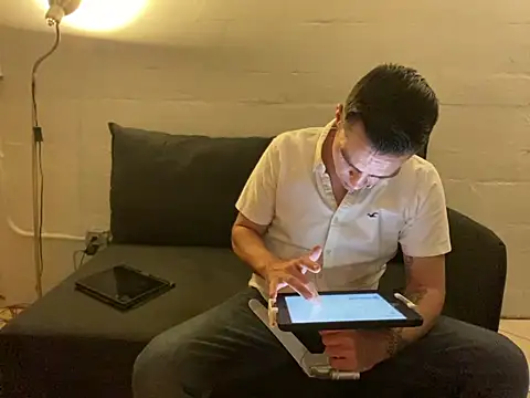 Snapshot of inkeddoll chatting on 04-04-26, 02:54 inkeddoll online show from 04-04-26, 02:54