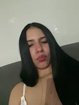 IsabelaRivers online show from 05-14-26, 03:35