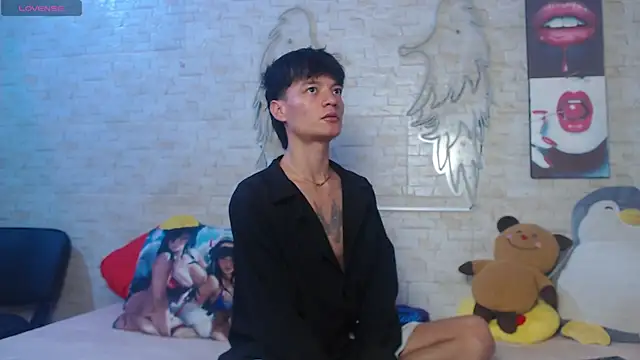 Snapshot of Alex_latino_ chatting on 04-04-26, 11:35 Alex latino online show from 04-04-26, 11:35