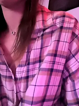 ulika 200419 online show from 04-04-26, 03:49