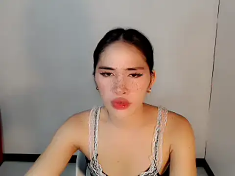 urasiankylie online show from 04-25-26, 08:50