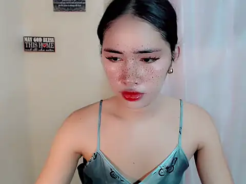 urasiankylie online show from 05-03-26, 05:02