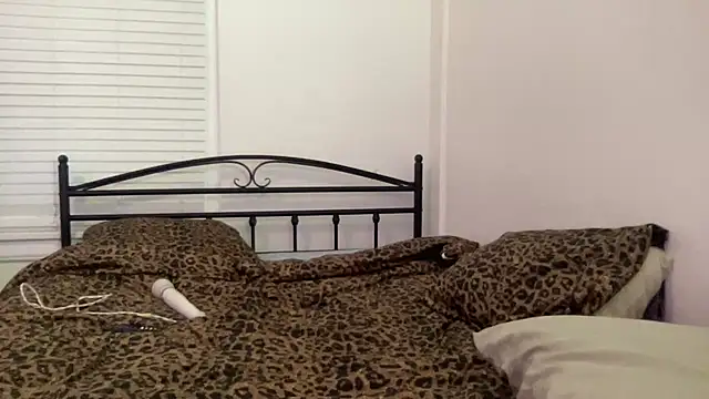 ariaxm00n online show from 07-09-26, 02:15