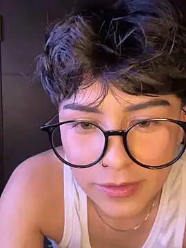 Baby face8 online show from 04-02-26, 11:57