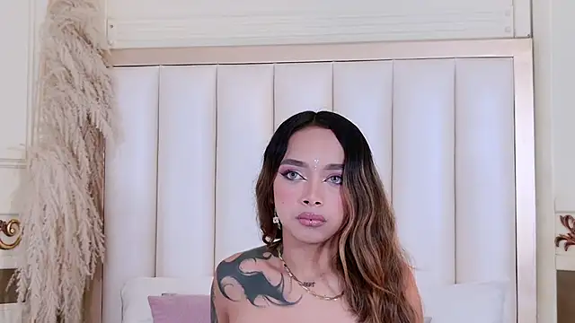 LaraBelmon online show from 06-14-26, 01:36