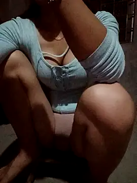 Snapshot of Ryry1188 chatting on 04-05-26, 05:21 Ryry1188 online show from 04-05-26, 05:21