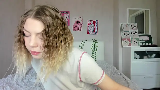 uma like online show from 05-13-26, 08:34