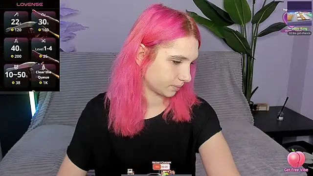 Kitty Blondie online show from 04-21-26, 02:51