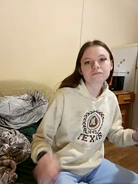 JessicaHolland1 online show from 04-24-26, 05:26
