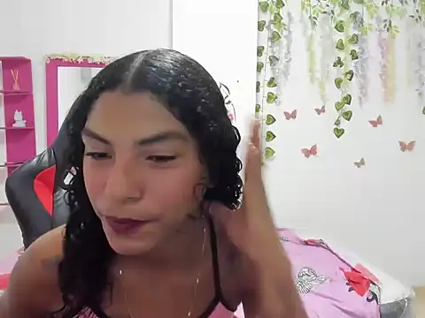 caramelo hot11 online show from 04-06-26, 07:04