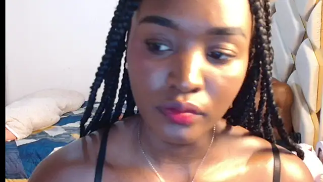 Snapshot of YANADEBAYO chatting on 06-07-26, 06:22 YANADEBAYO online show from 06-07-26, 06:22