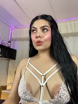 molly bick online show from 04-25-26, 04:26