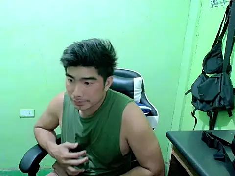 Hunkfireman online show from 06-15-26, 01:24