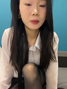 ZHJKS9988 online show from 04-08-26, 02:22