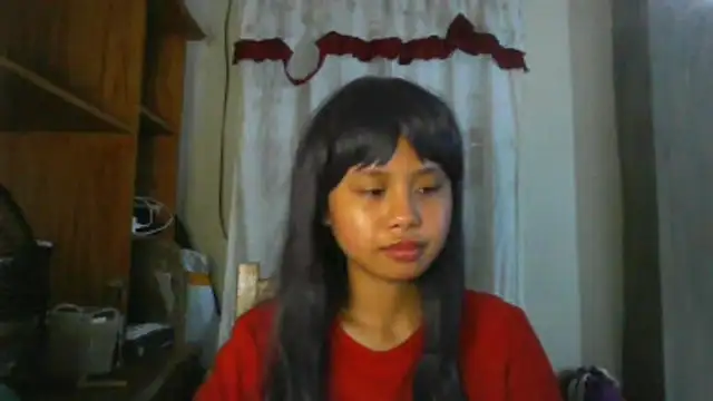 Snapshot of BethelScholnick chatting on 04-16-26, 11:33 BethelScholnick online show from 04-16-26, 11:33