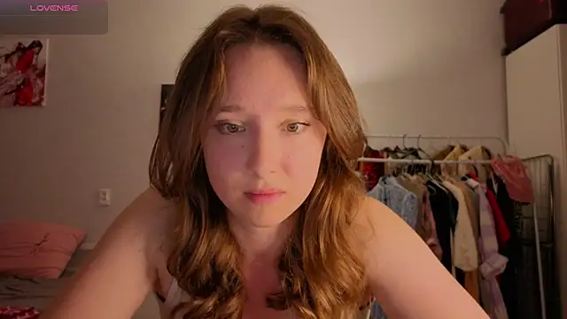 hunny ines online show from 07-05-26, 05:42