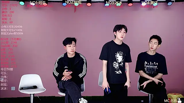 w-lucky02 online show from 04-21-26, 08:53