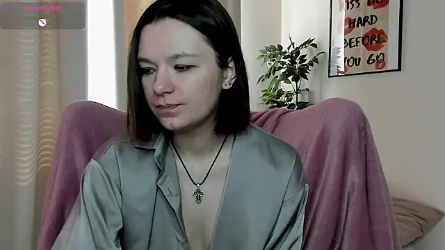kirarogersss online show from 04-11-26, 07:24