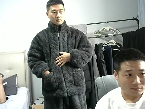 Snapshot of kelele888 chatting on 04-10-26, 05:23 kelele888 online show from 04-10-26, 05:23