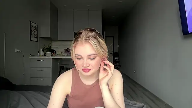 kirtova  online show from 04-21-26, 09:04