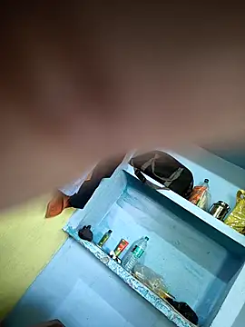 Snapshot of ukbdsha12 chatting on 04-06-26, 10:38 ukbdsha12 online show from 04-06-26, 10:38