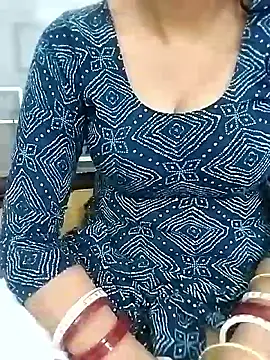 Snapshot of Alisha-sexy chatting on 04-10-26, 02:17 Alisha-sexy online show from 04-10-26, 02:17