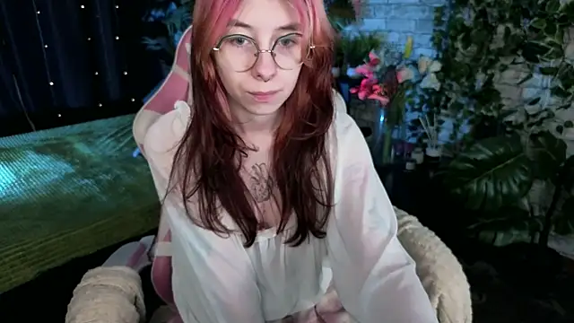 Alice Nyx online show from 07-06-26, 08:22