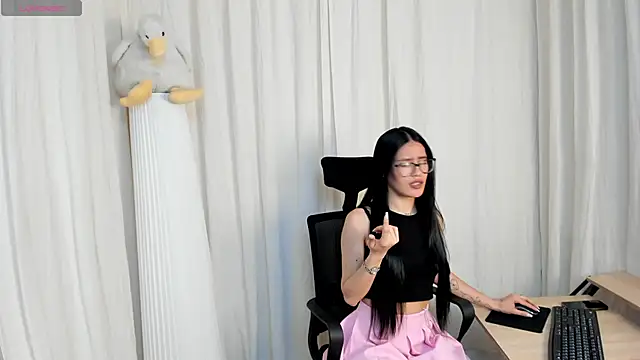 Astley wolf online show from 04-07-26, 12:49