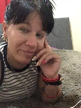 Laacoluu online show from 04-05-26, 06:38