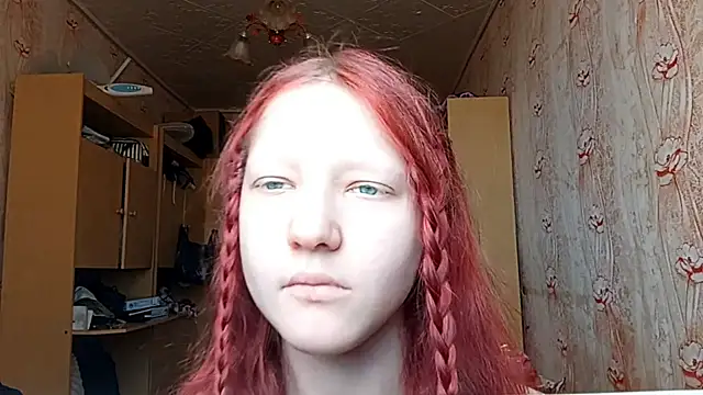 Snapshot of BirgitKamal chatting on 04-10-26, 10:09 BirgitKamal online show from 04-10-26, 10:09