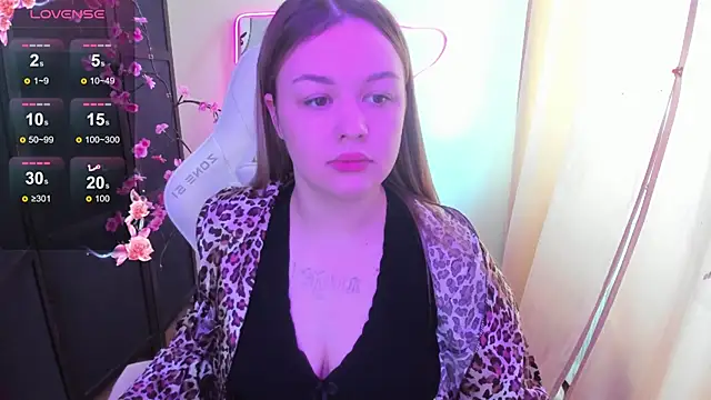 AmeliePeach online show from 04-09-26, 06:19