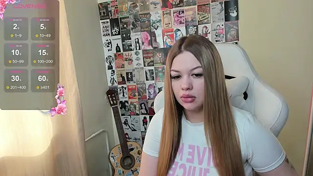 AmeliePeach online show from 05-08-26, 01:44