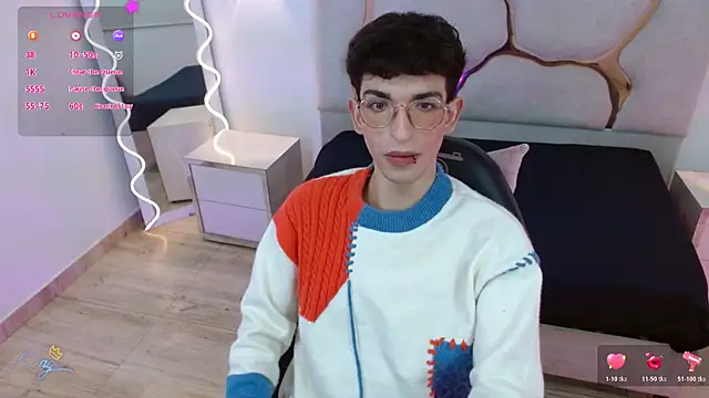 Snapshot of kaii_tay1 chatting on 04-16-26, 11:44 kaii tay1 online show from 04-16-26, 11:44