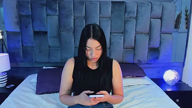 Ashly bloom  online show from 04-22-26, 02:58