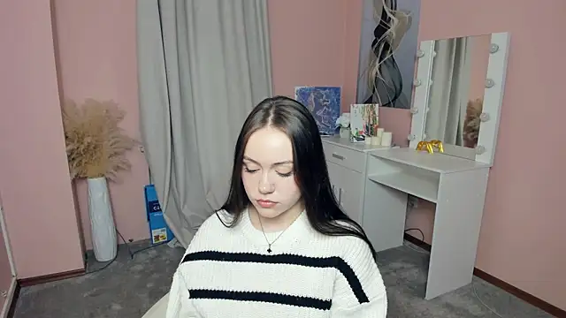 AsleyBasgall online show from 04-06-26, 03:02