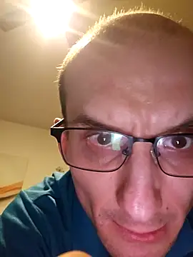 UpbeatXiphias online show from 04-07-26, 05:08