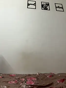 manas4fn421 online show from 04-08-26, 09:15