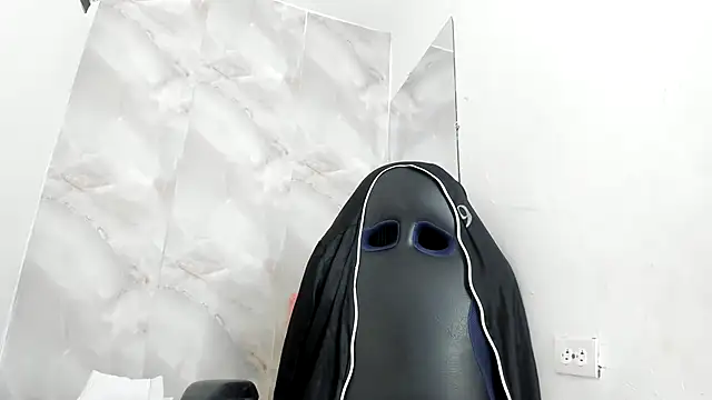 EllyBloom online show from 07-11-26, 06:10