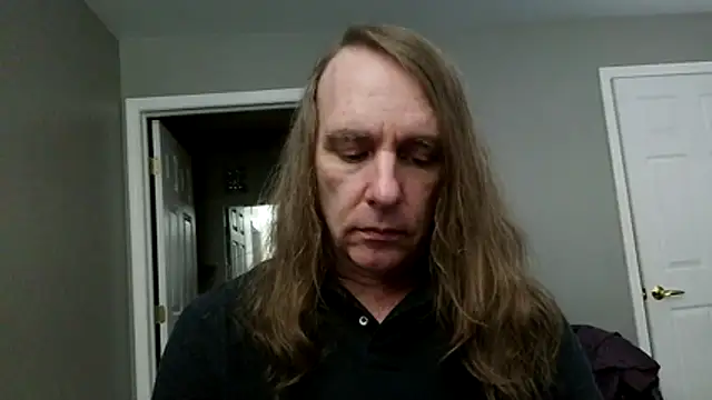 Magnus Luv online show from 06-21-26, 10:45